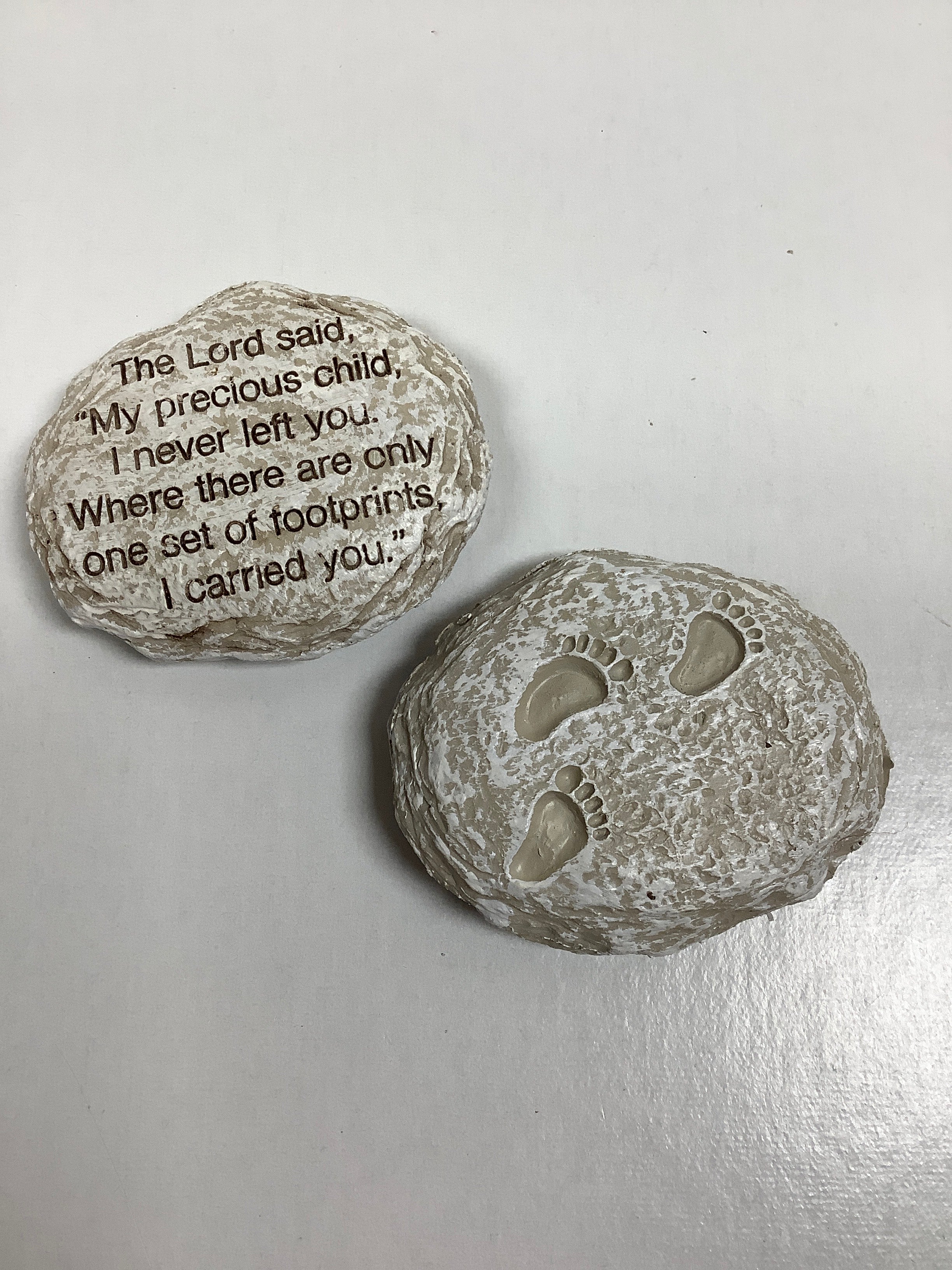 Stone/Mini/Footprints/Worry