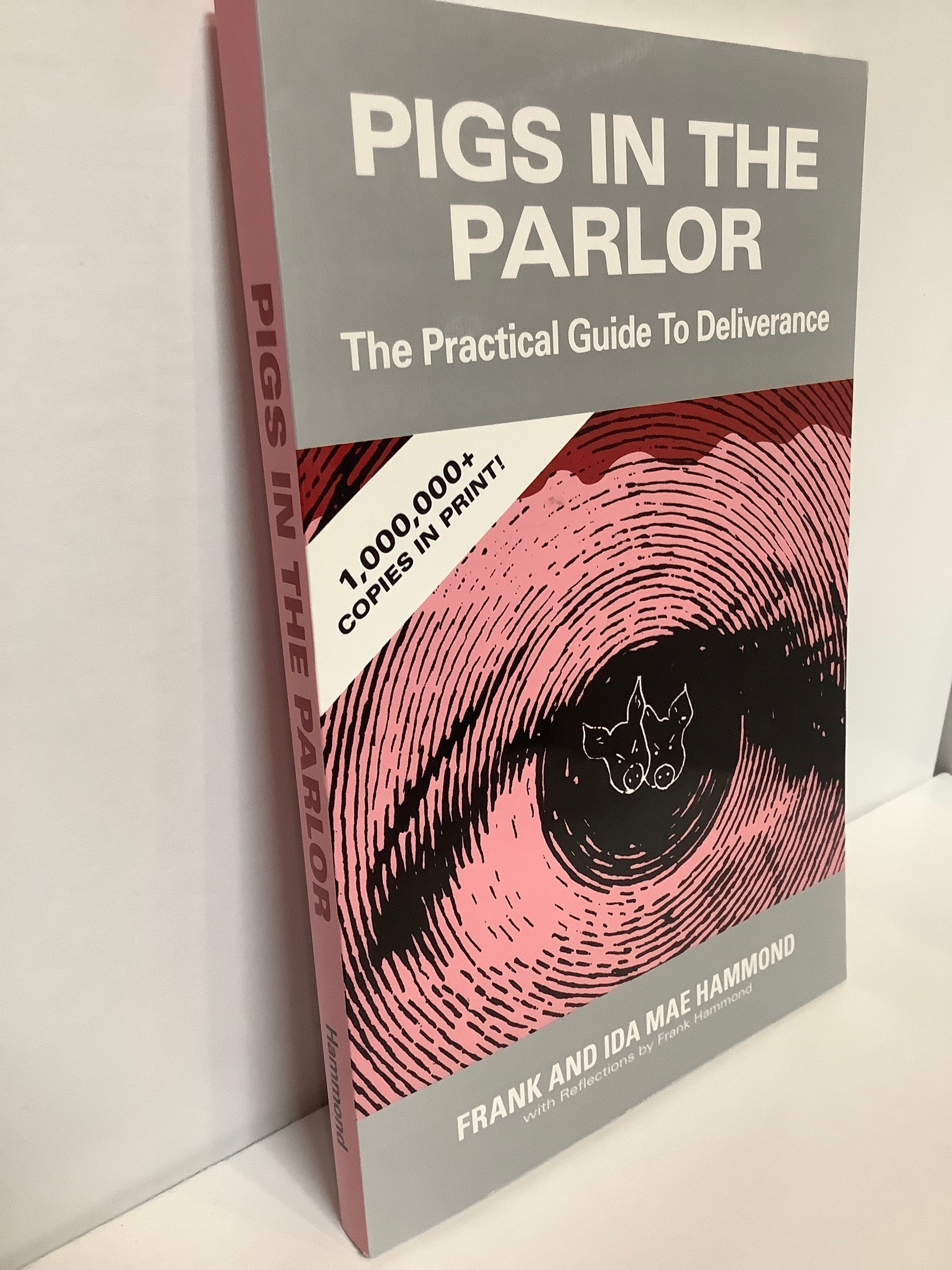 Book/Pigs in the Parlor