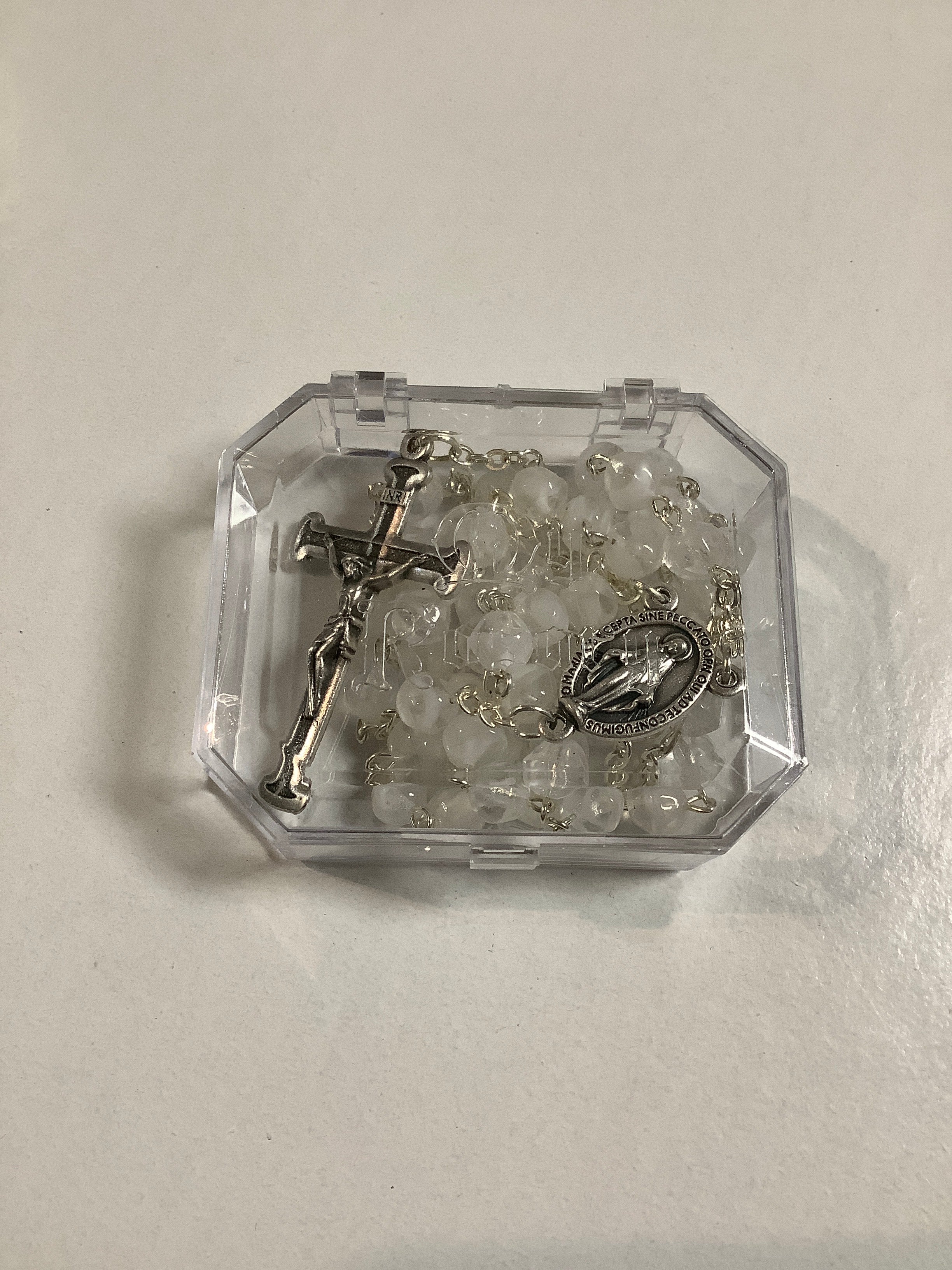 Rosary/White Glass/6mm