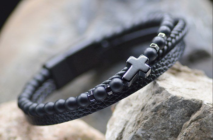 Bracelet-Men-Black Beaded Leather Cross