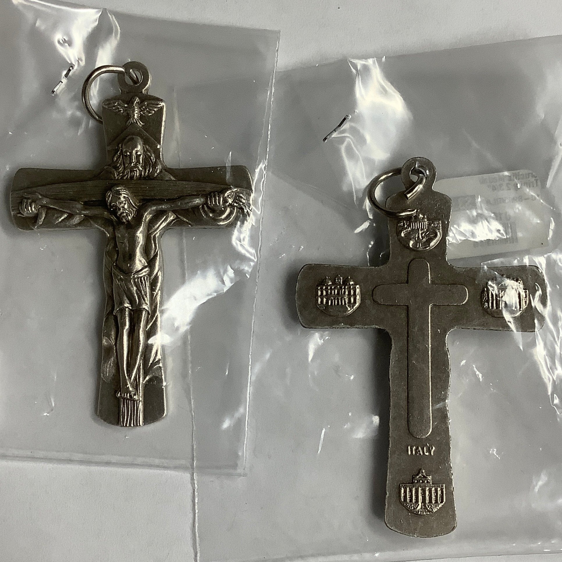 Crucifix Medal/Trinity/LG/2 3/4"