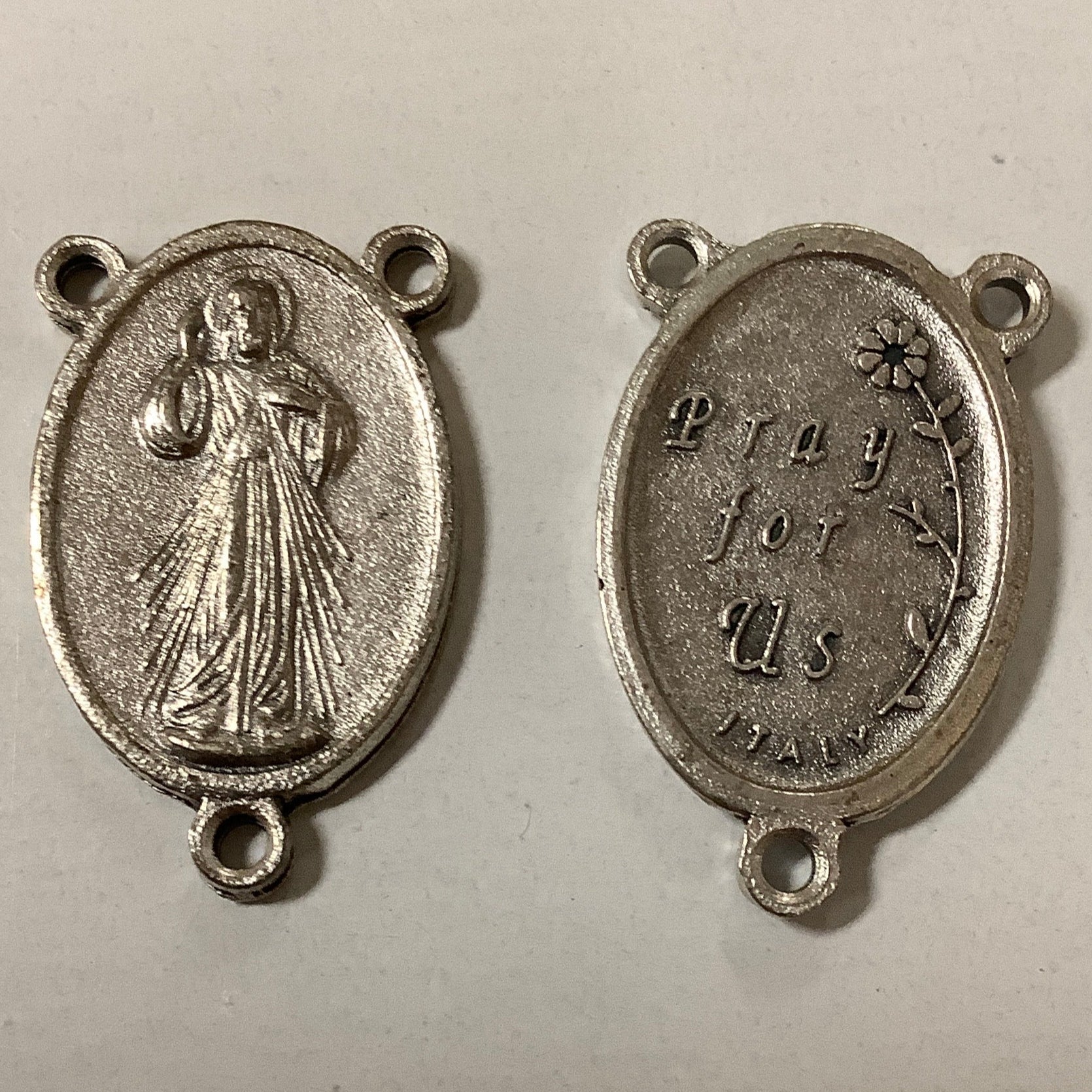 Rosary Centerpiece/Divine Merc