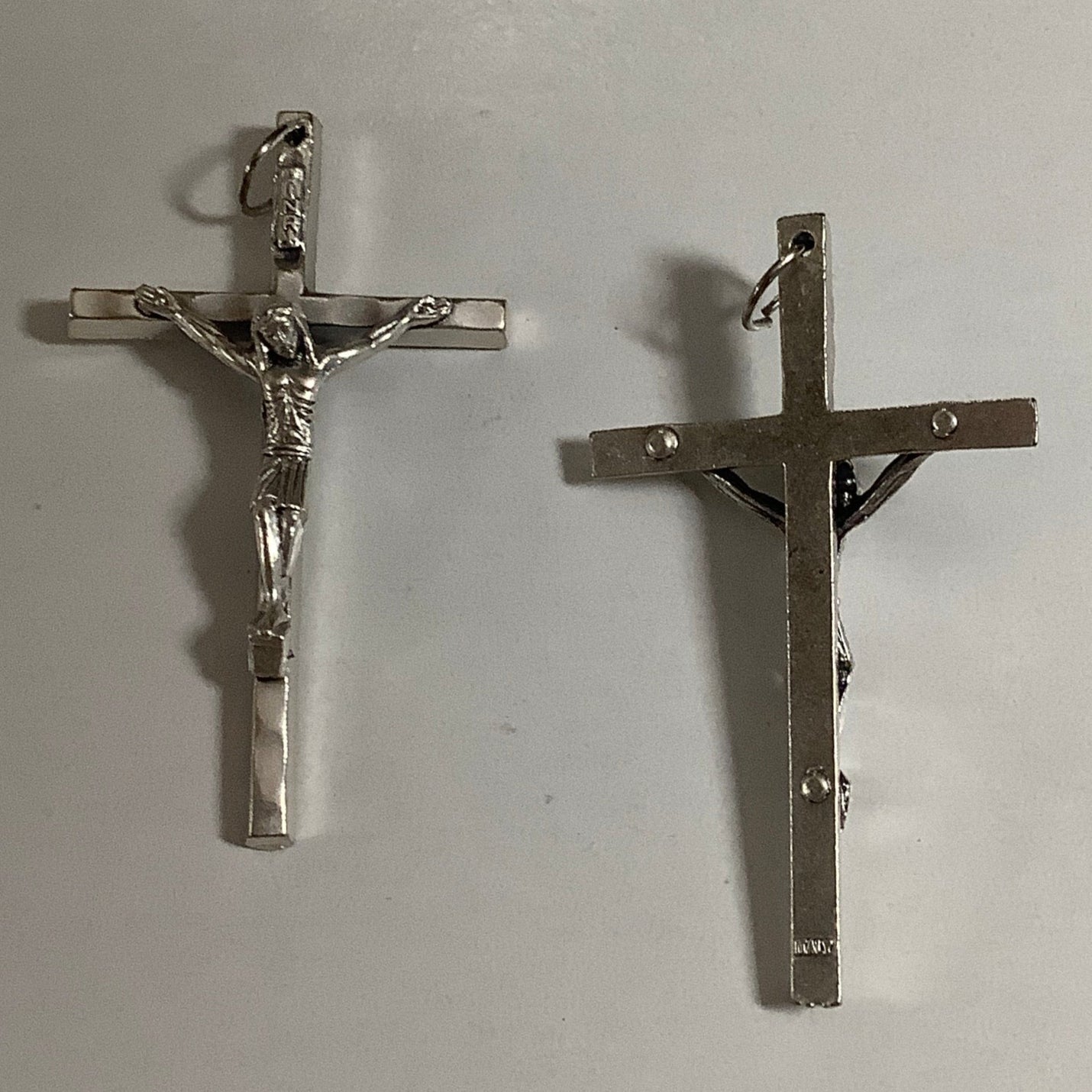 Crucifix Medal/2"/Plain