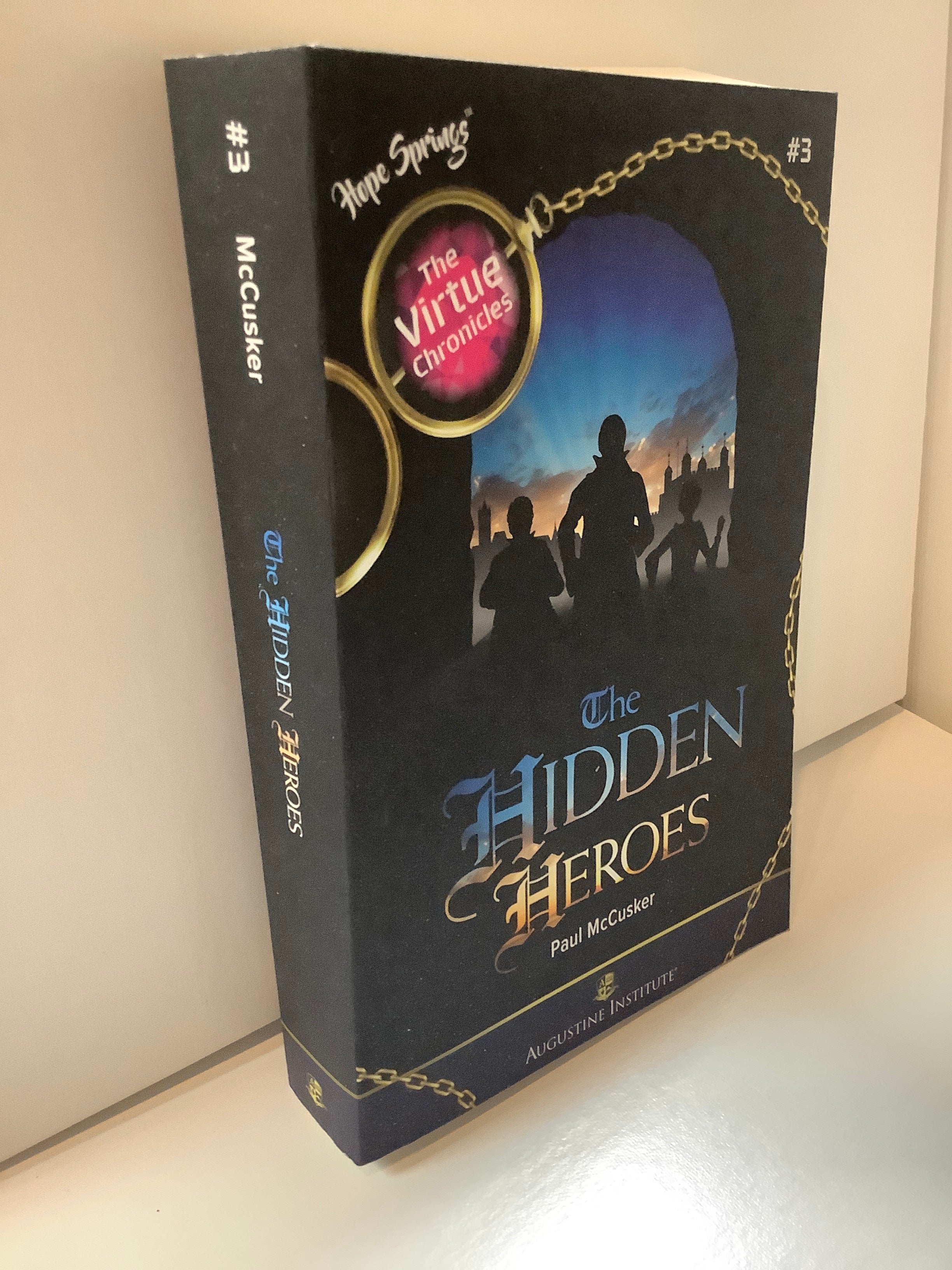 Book/The Hidden Heroes-McCusker Paul/#3