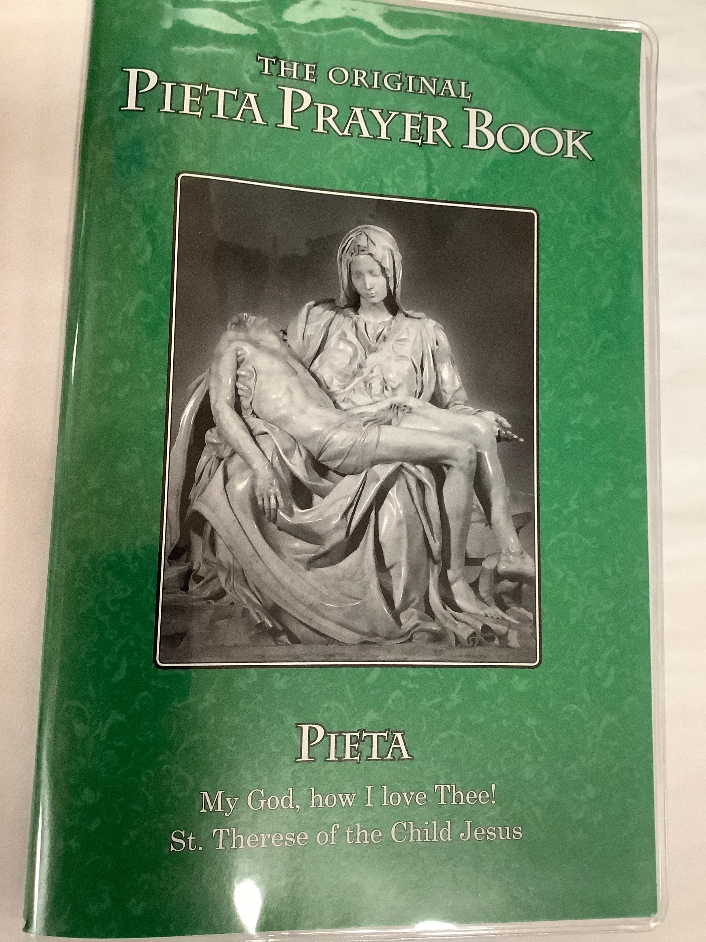 Bundle-With Cover-Book-Pieta-English-Large Print
