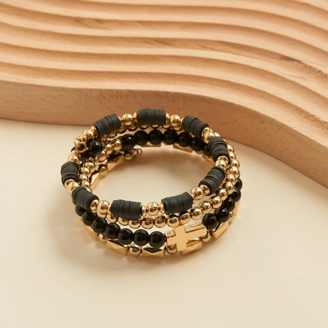 Jewelry-Bracelet-Black-Gold-Multi