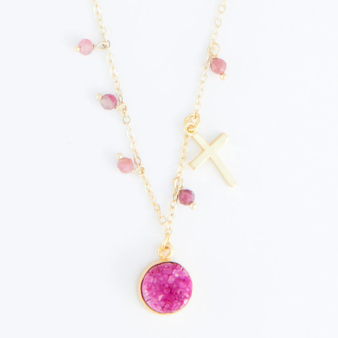 Jewelry-Necklace-Beaded-Charm-Fuschia