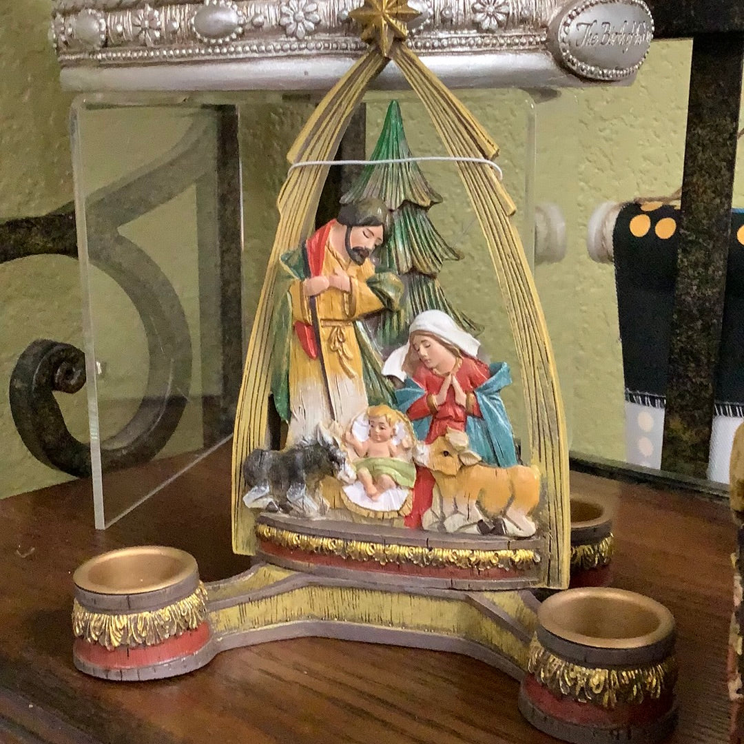 Advent Nativity Wreath w/ Arch