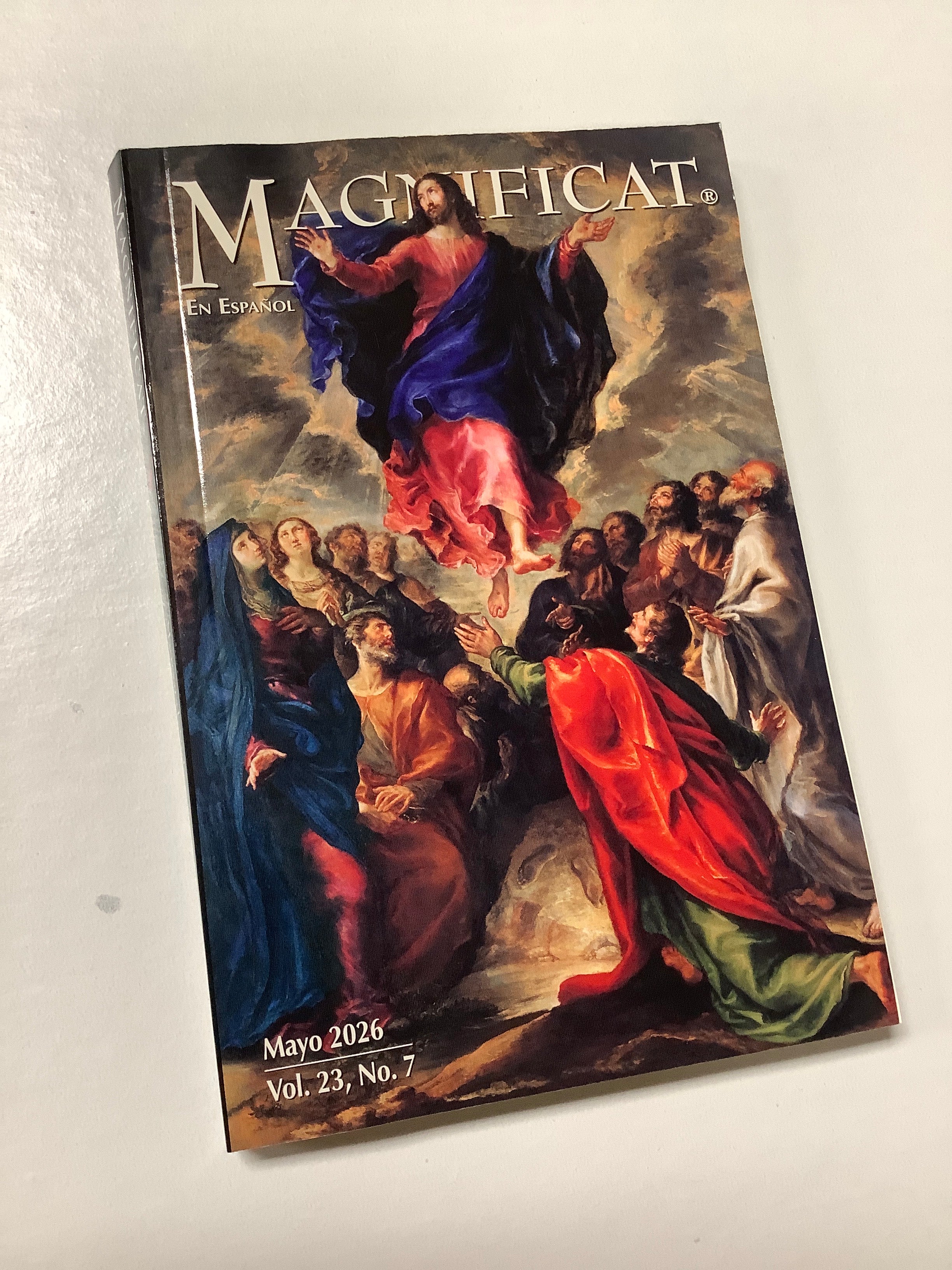 Book-Magnificat-May-Spanish