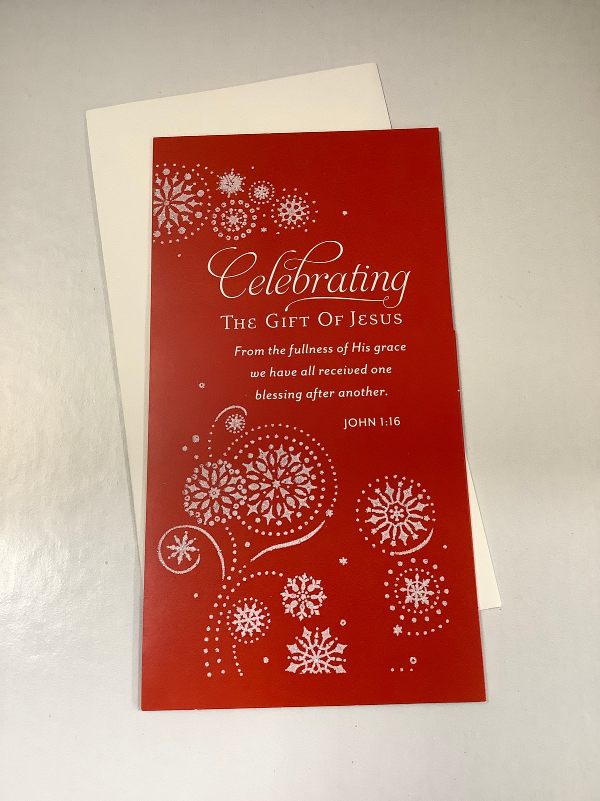 Card-Money-Christmas-Snowflakes Red Background-6240680