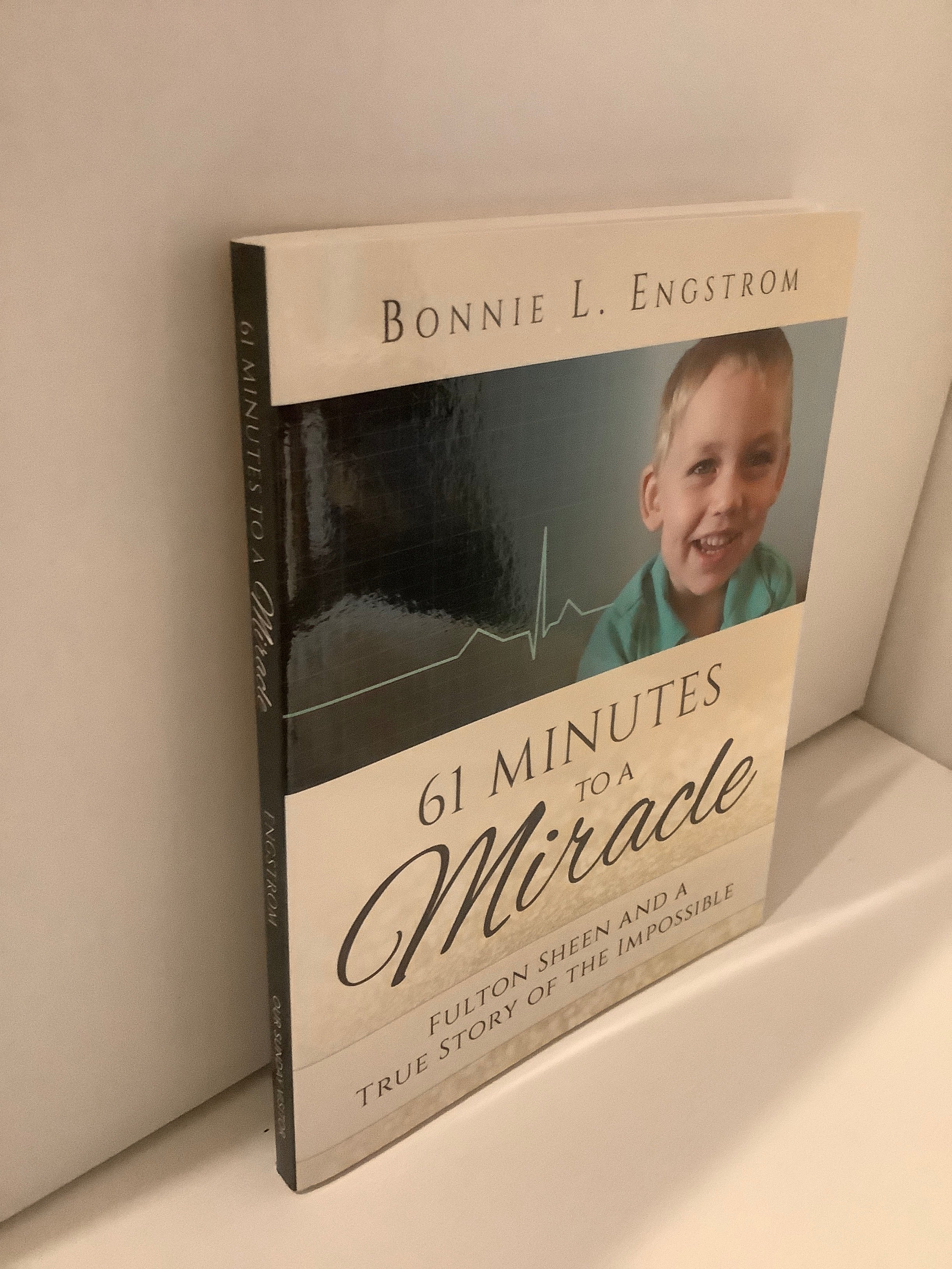Book/61 Minutes To A Miracle