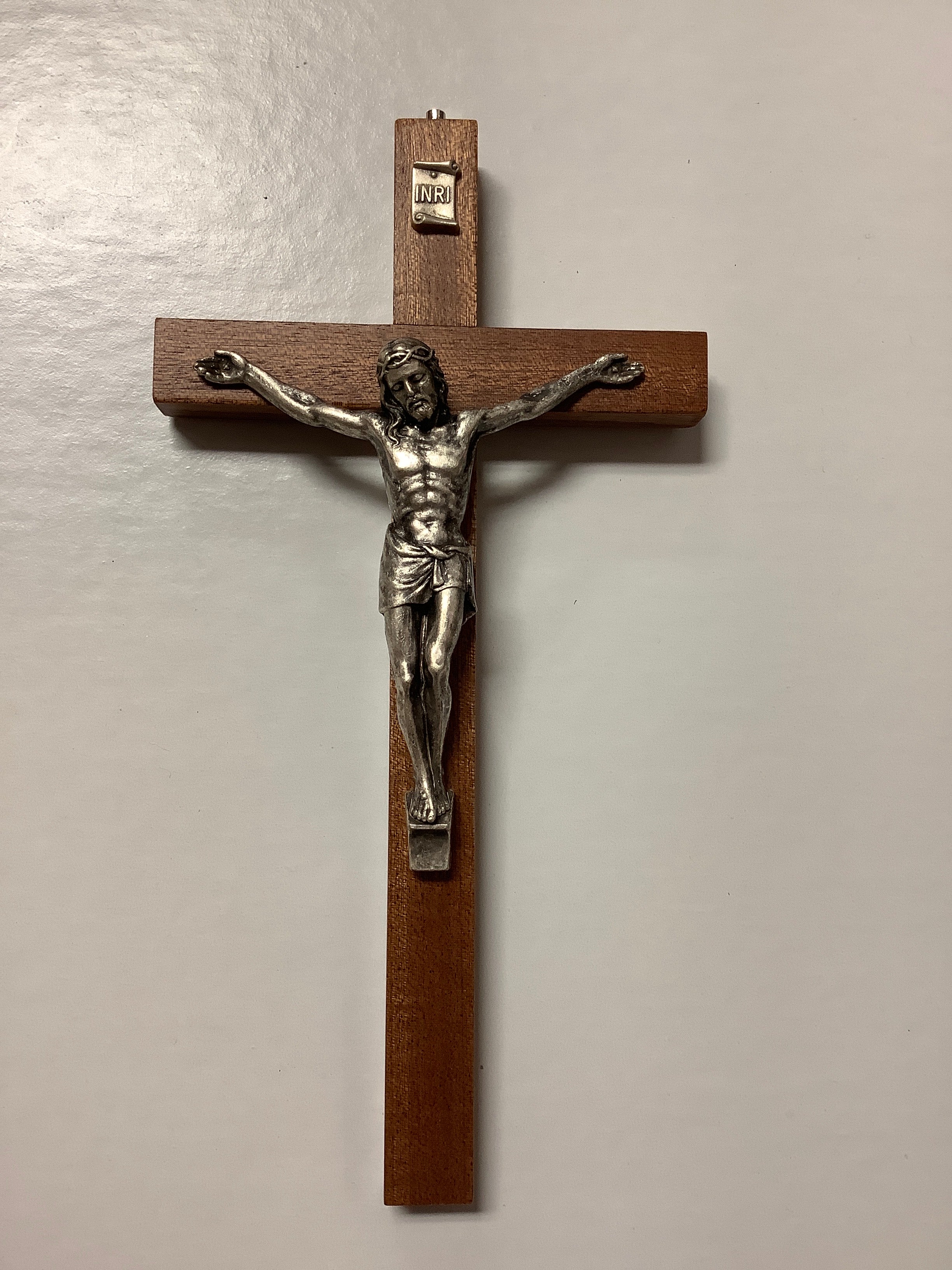 Crucifix/Wood/Silver/10"