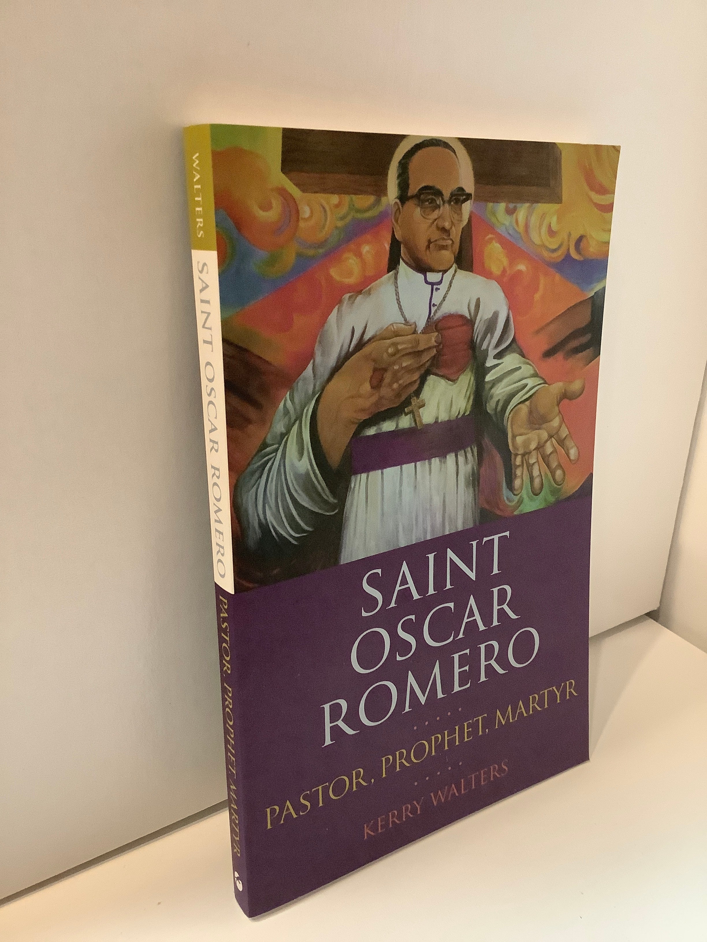 Book/St Oscar Romero