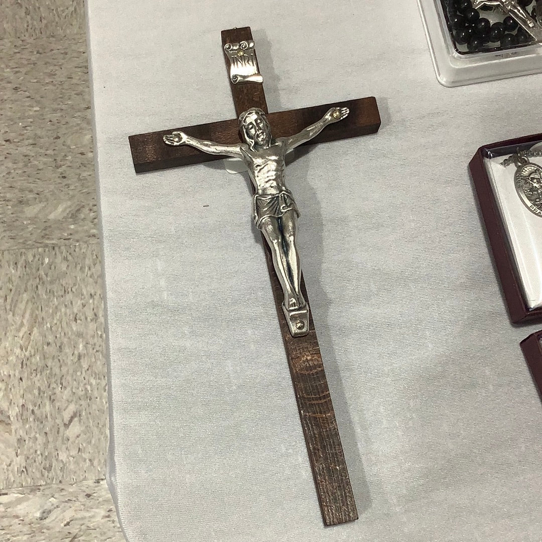 Crucifix-8"-Wood-Slim Line