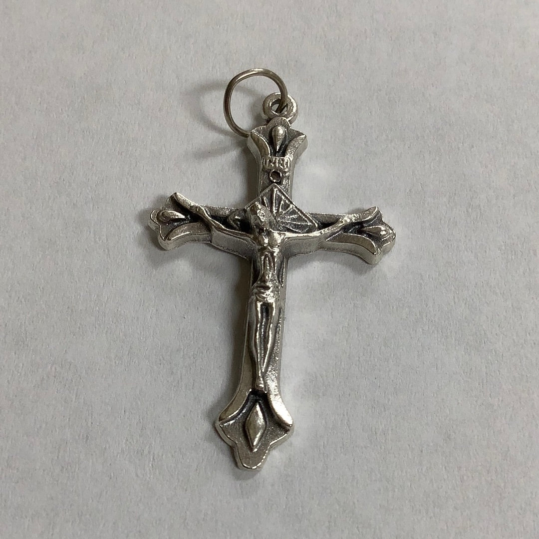 Crucifix Medal/1 1/2"-16-0104