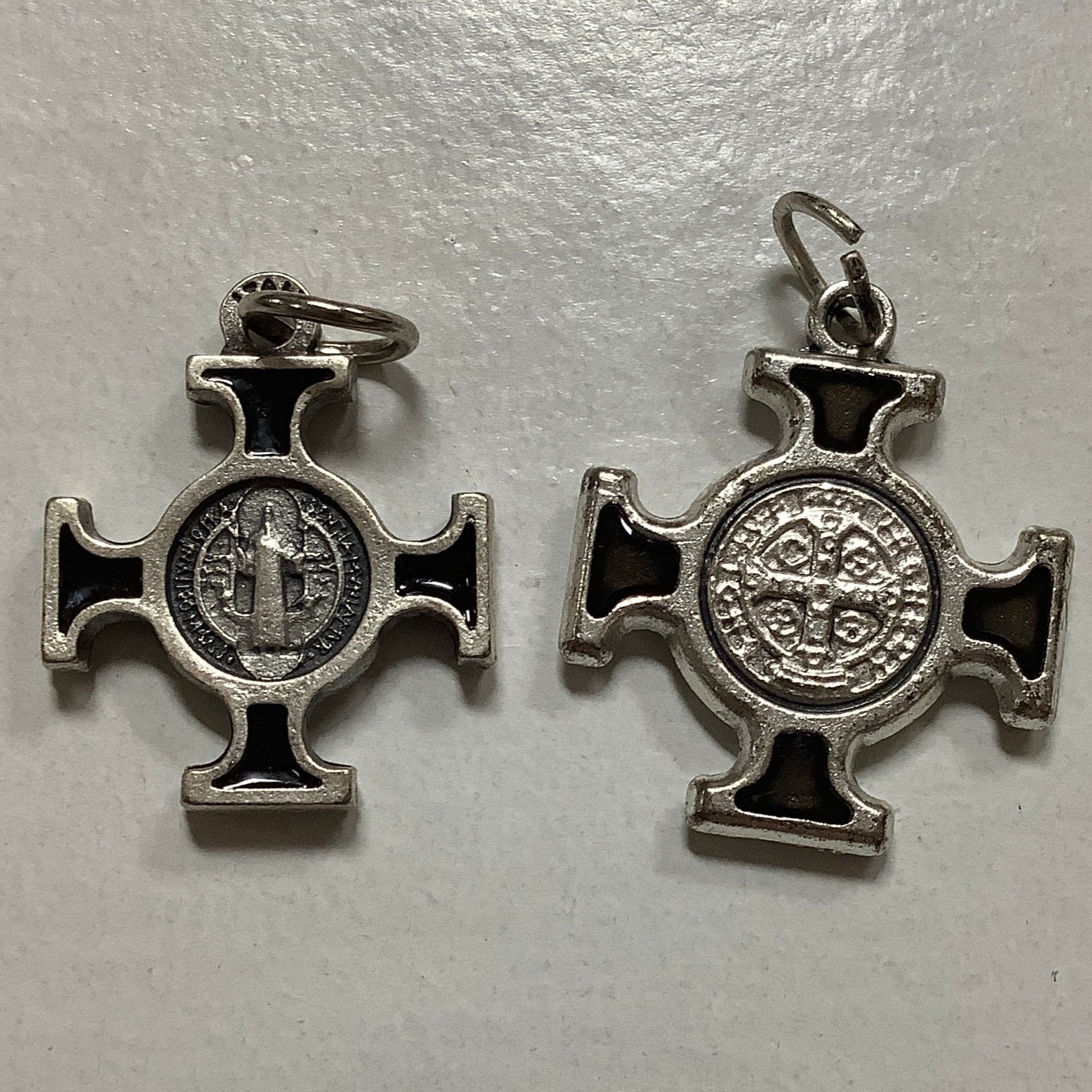 Pendant/St Benedict Medal/Cross