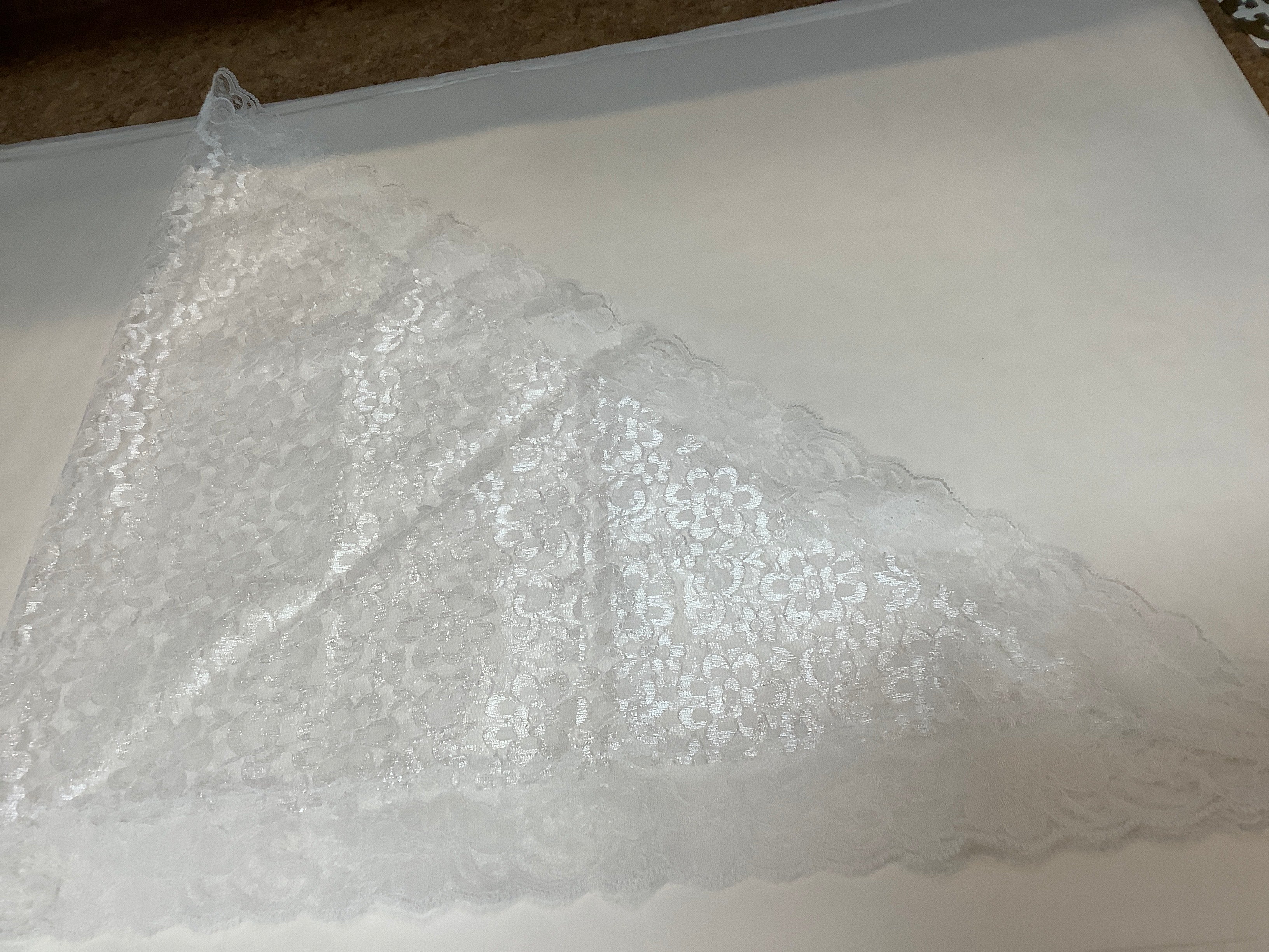 Mantilla in White